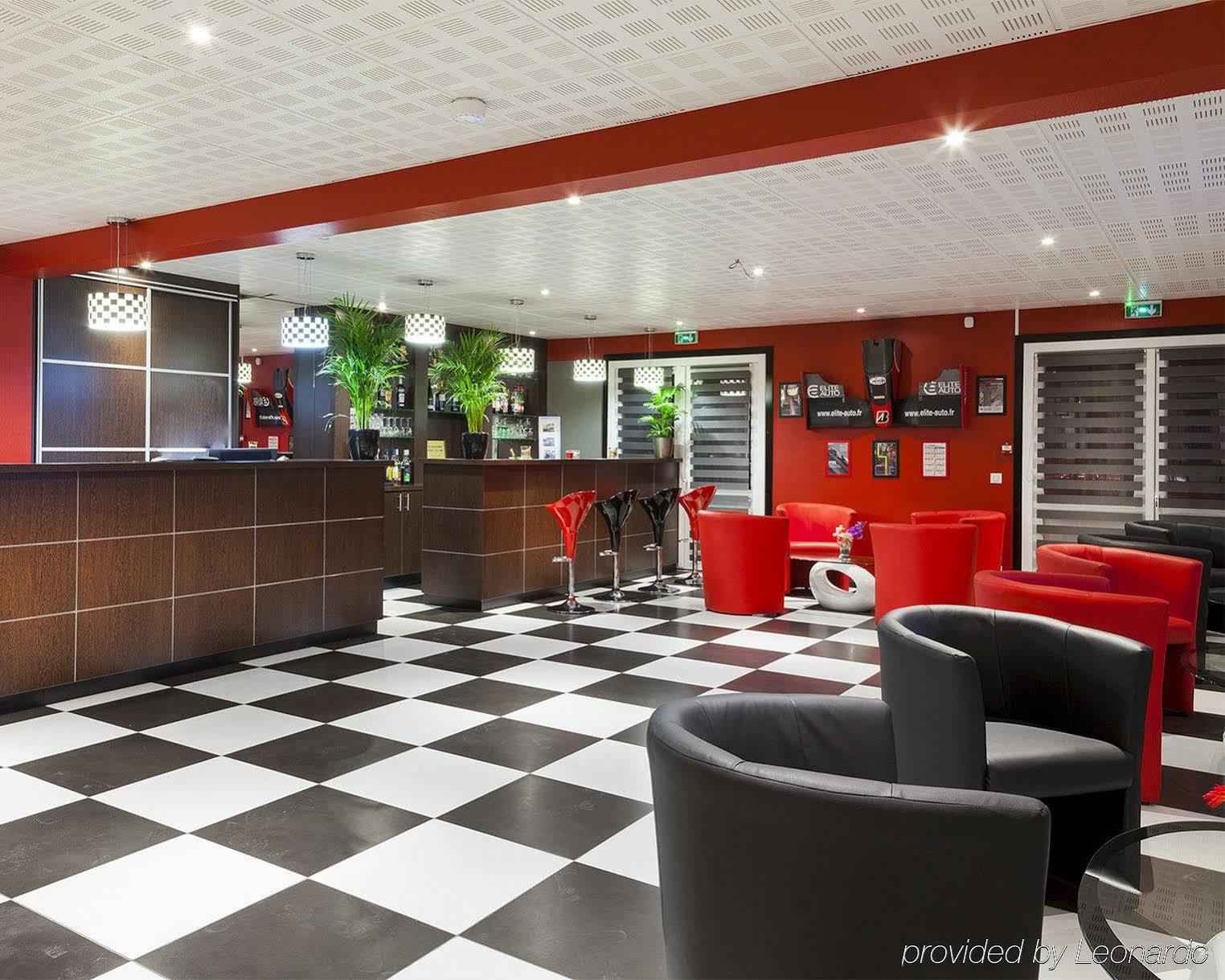 B&B Hotel Brétigny-sur-Orge Buitenkant foto