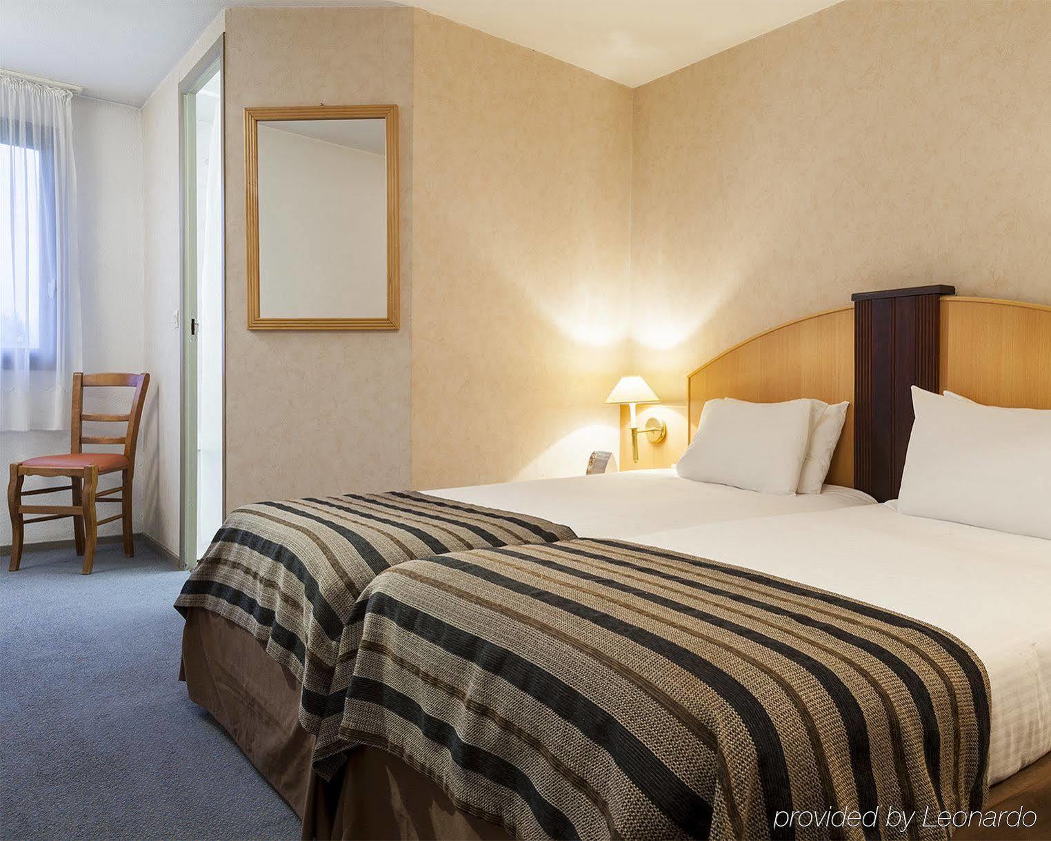 B&B Hotel Brétigny-sur-Orge Buitenkant foto