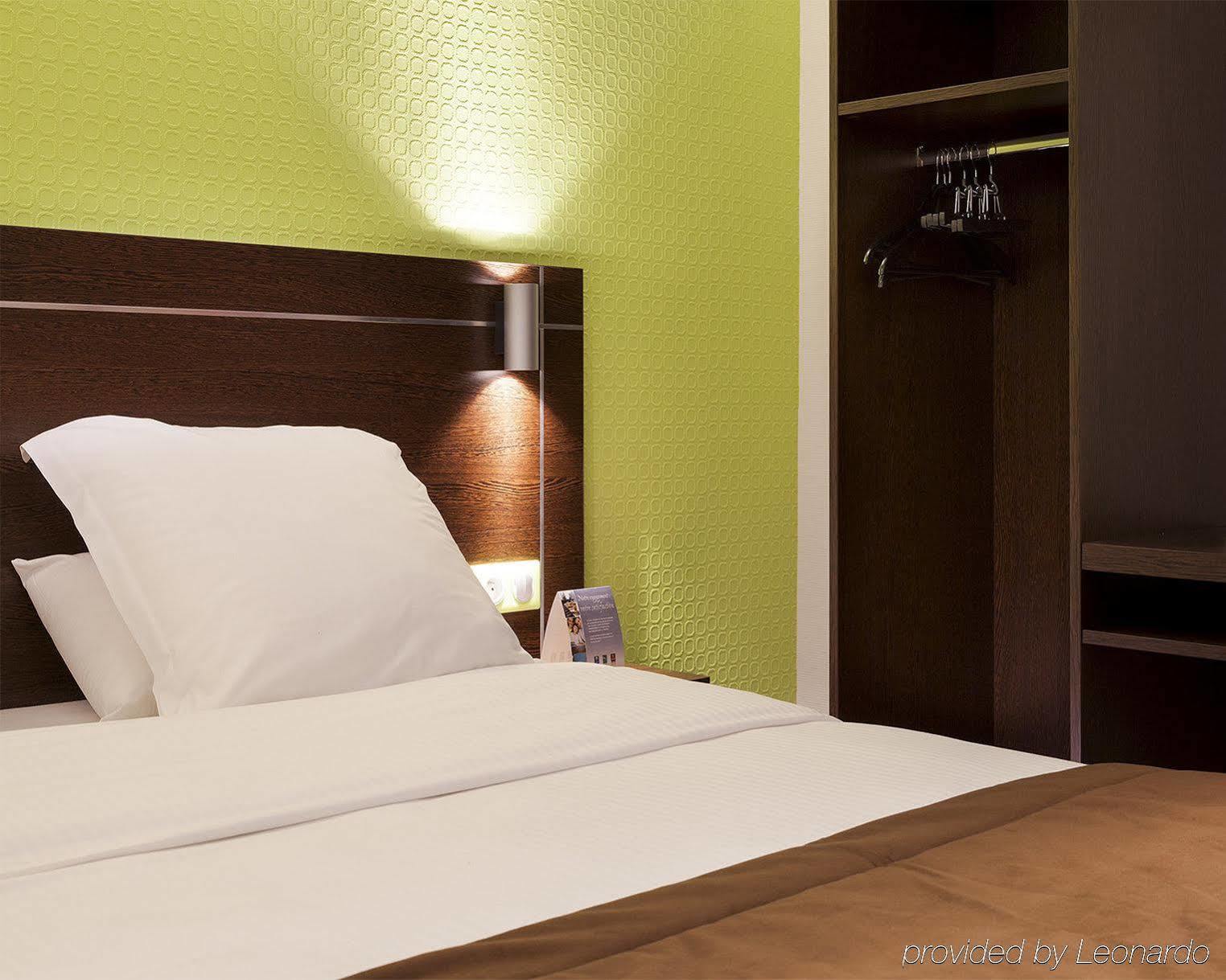B&B Hotel Brétigny-sur-Orge Buitenkant foto